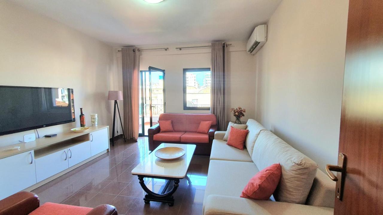 Star Apartment Tirana Exterior photo
