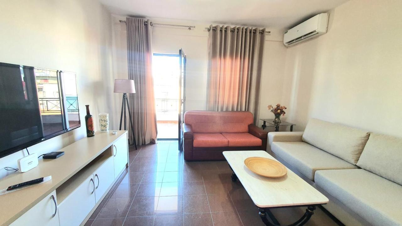 Star Apartment Tirana Exterior photo